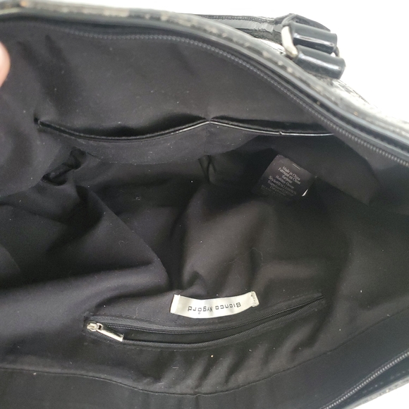 Elegant Black Patent and Snake Print Shoulder Bag With Sholder Strap - Picture 9 of 15